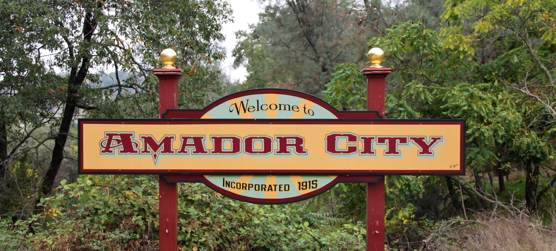 amador city california gold country sign